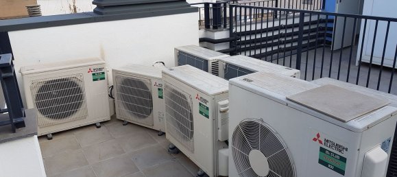 Gebäude in Valencia, Spain 475m², Nr. 109543 29