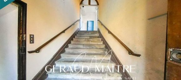 5 bedrooms House in Aveyron, France No. 300701 4