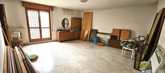 Estudio en San Severo, Italy No. 197520 9