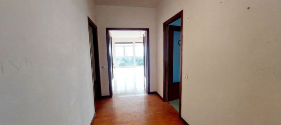 Квартира с 4 комнатами в Азоло, Италия № 177571 9