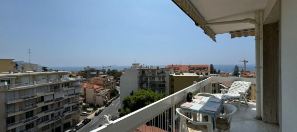 5 rooms Apartment in Sanremo, Italy No. 238266 4