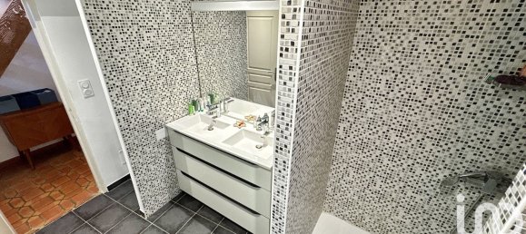 2 bedrooms House in Orange, France No. 295065 6