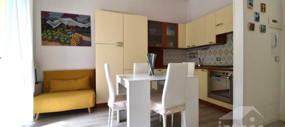 2 bedrooms Apartment in Ravenna, Italy No. 85124 2