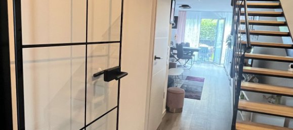 2 Schlafzimmer Doppelhaus in Offenbach, Germany, Nr. 317412 2