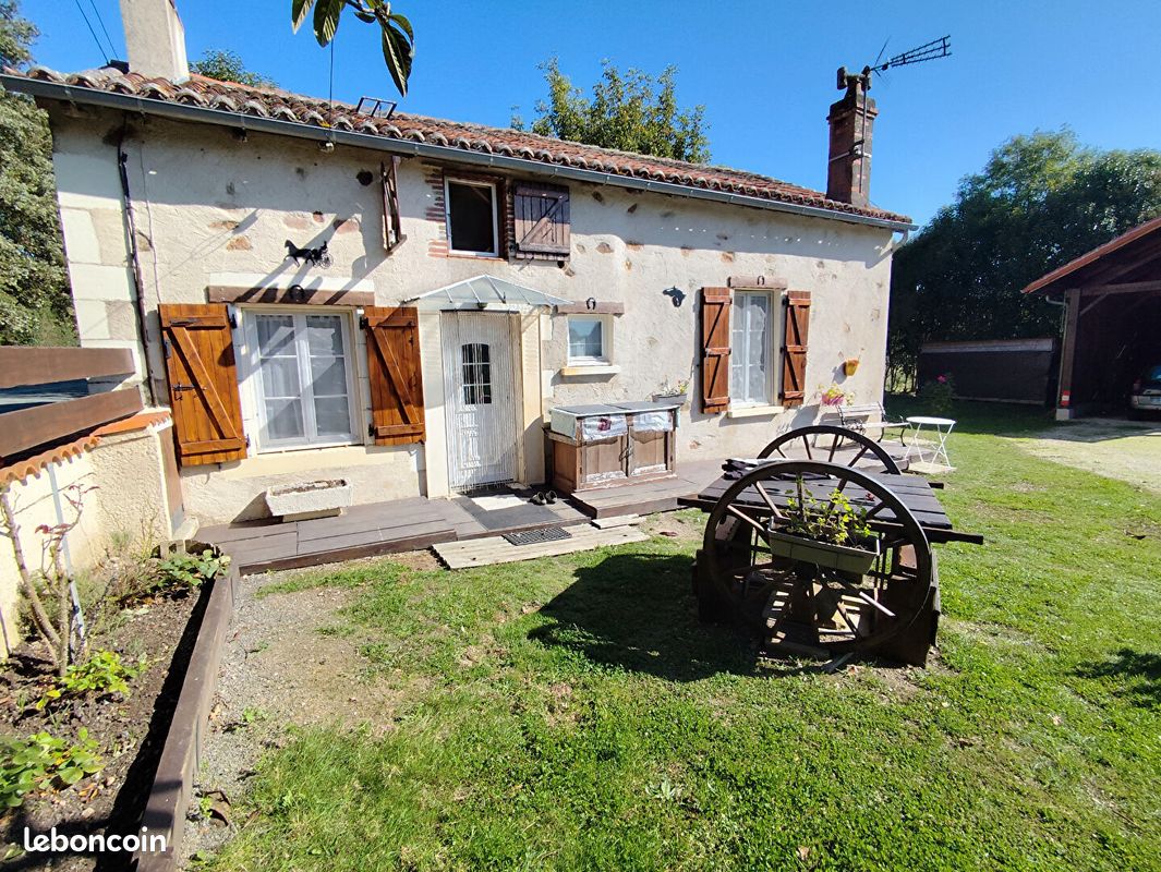 2 Schlafzimmer Haus in Abzac, France, Nr. 110194