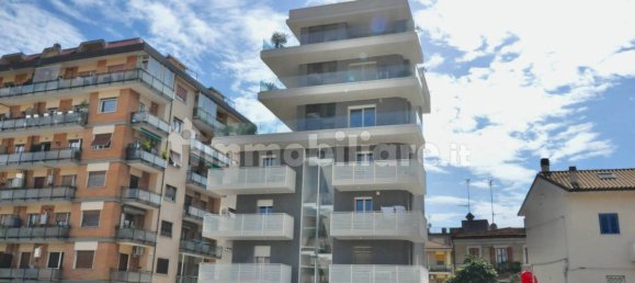 2 Schlafzimmer Wohnung in San Benedetto del Tronto, Italy, Nr. 228661 3