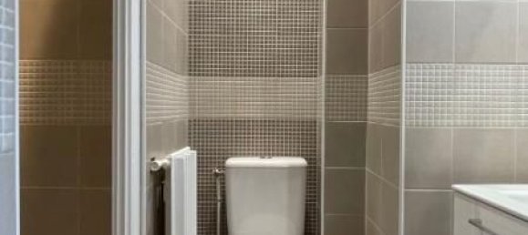 Квартира с 3 спальнями в Нёйи-Плезанс, Франция № 165935 11