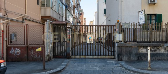 1 bedroom Apartment in Catania, Italy No. 351622 3