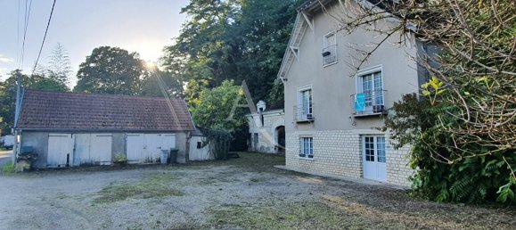 3 bedrooms House in Saint-Aignan, France No. 250711 3