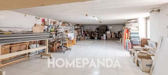 3-salle Propriété commerciale à Pomigliano d'Arco, Italy No. 302218 20