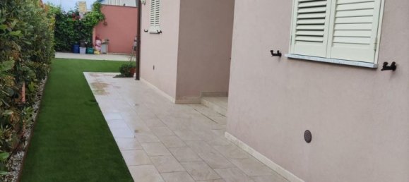 7 bedrooms Villa in Carrara, Italy No. 376032 33