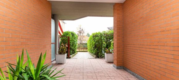 2 Schlafzimmer Wohnung in Turin, Italy, Nr. 49763 35