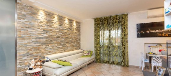2 Schlafzimmer Wohnung in Turin, Italy, Nr. 49763 18