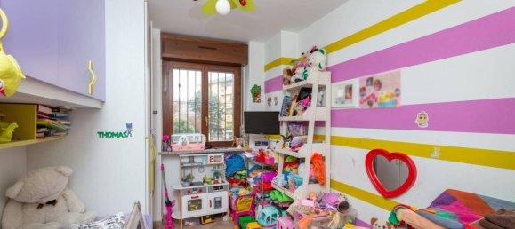 2 Schlafzimmer Wohnung in Turin, Italy, Nr. 49763 27