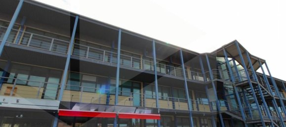 30m² Office in Bientina, Italy No. 27964 12