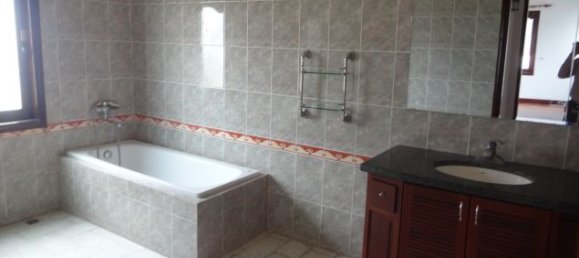 6 bedrooms Villa in Tay Ho, Vietnam No. 4071 22