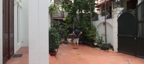 6 bedrooms Villa in Tay Ho, Vietnam No. 4071 3