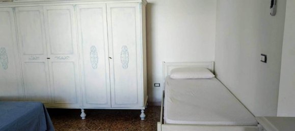 2-salle Appartement à Manduria, Italy No. 371760 19