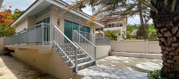 4 bedrooms Villa in Hua Hin, Thailand No. 20419 3