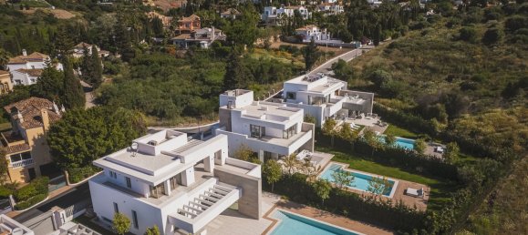 5 bedrooms Villa in Estepona, Spain No. 3068 29
