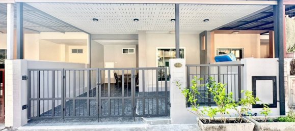 Бунгало с 4 спальнями в Пхукет, Таиланд № 7822 15