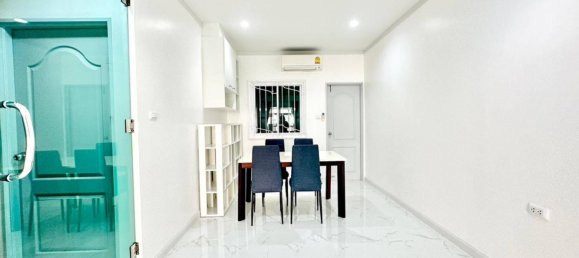 Бунгало с 4 спальнями в Пхукет, Таиланд № 7822 2