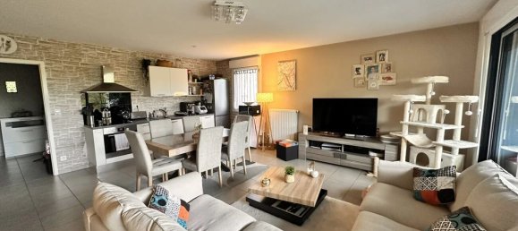 2 bedrooms Apartment in Metz, France No. 70836 2