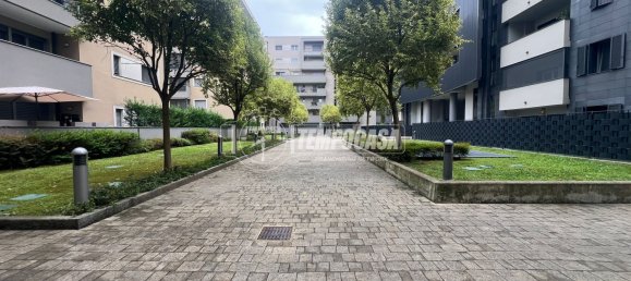 2 bedrooms Apartment in Rozzano, Italy No. 312593 2