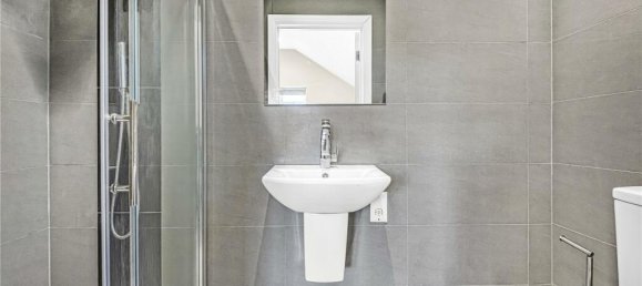 4 bedrooms House in Barnet, United Kingdom No. 6457 15