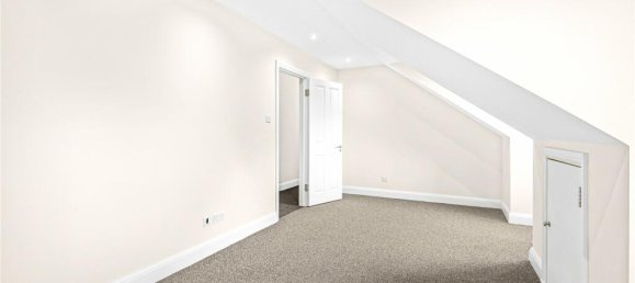 4 bedrooms House in Barnet, United Kingdom No. 6457 16