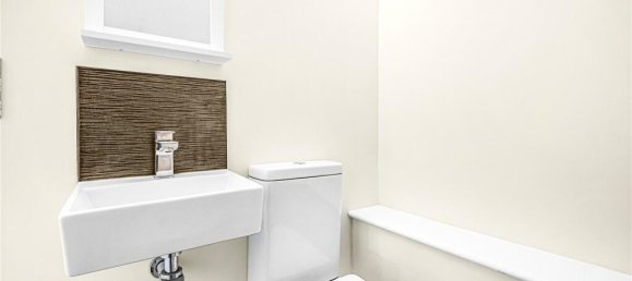 4 bedrooms House in Barnet, United Kingdom No. 6457 18