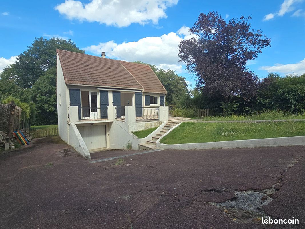 4 Schlafzimmer Haus in Viarmes, France, Nr. 179896