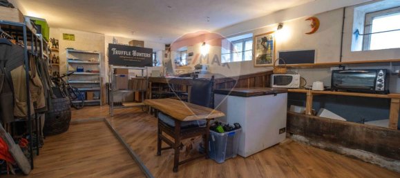 6-Zimmer Haus in Serra San Quirico, Italy, Nr. 6036 16