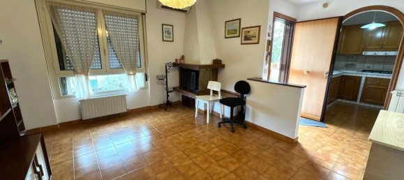 3 Schlafzimmer Wohnung in Anguillara Sabazia, Italy, Nr. 310812 4