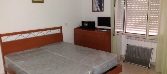 Apartamento de 3 habitaciónes en Ischitella, Italy No. 177165 10