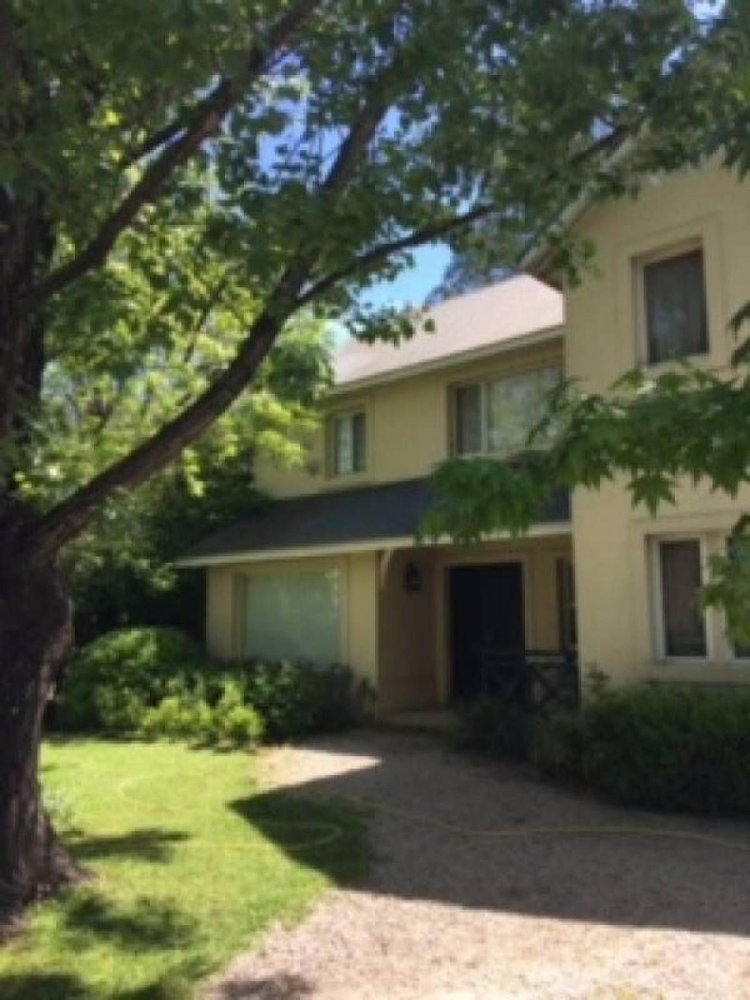 4 bedrooms House in Tigre, Argentina No. 51340