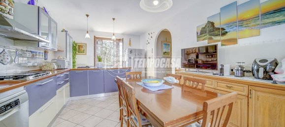 4 غرف نوم منزل في Fagnano Olona, Italy رقم 361260 7