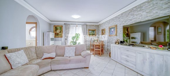 4 غرف نوم منزل في Fagnano Olona, Italy رقم 361260 3