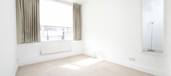 3 bedrooms Apartment in London, United Kingdom No. 3526 6