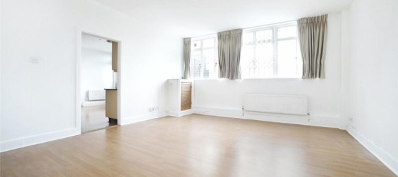 3 bedrooms Apartment in London, United Kingdom No. 3526 7