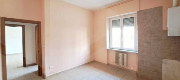 4 rooms Apartment in Pescara, Italy No. 17145 8