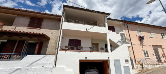 3 rooms Apartment in Torpè, Italy No. 266524 2