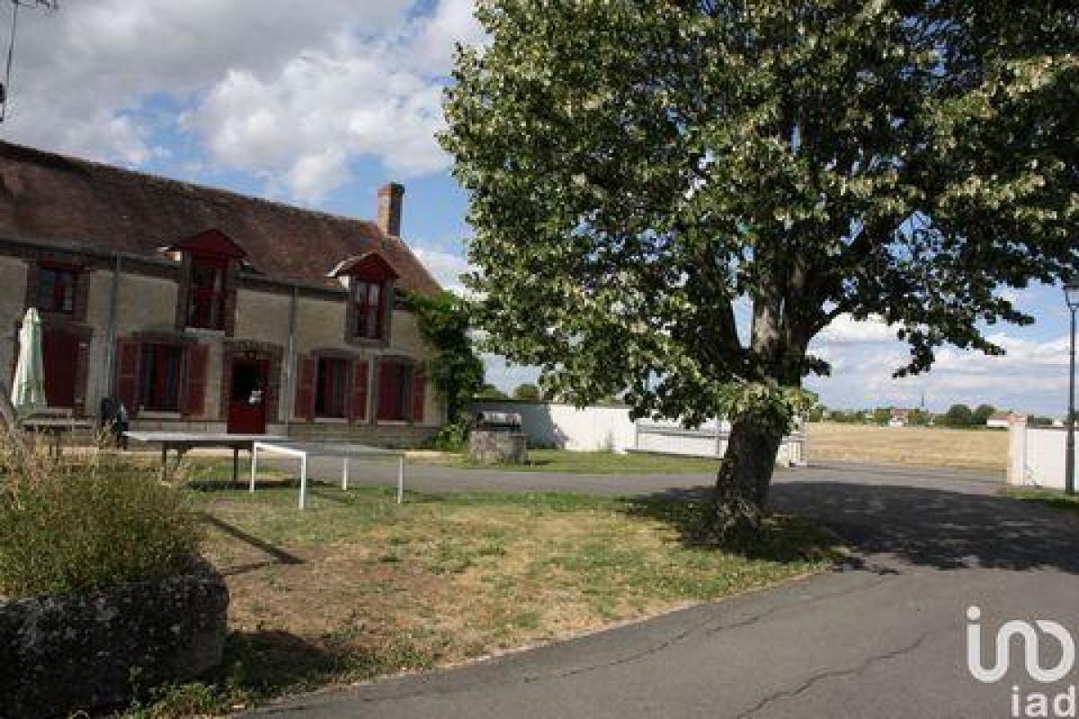 5 bedrooms House in Pannes, France No. 6187