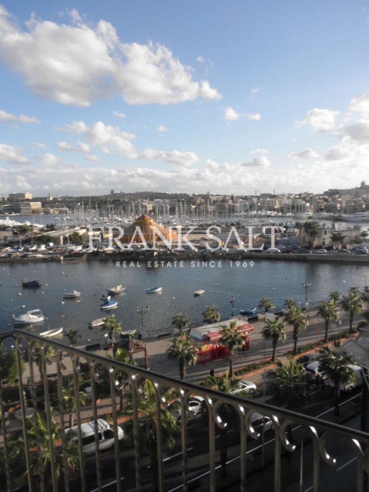 Квартира с 2 спальнями в Гзира, Мальта № 8709