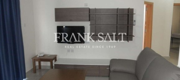 Квартира с 2 спальнями в Гзира, Мальта № 8709 2