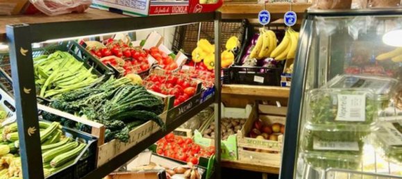 2 rooms Commercial property in Florence, Italy No. 39649 4