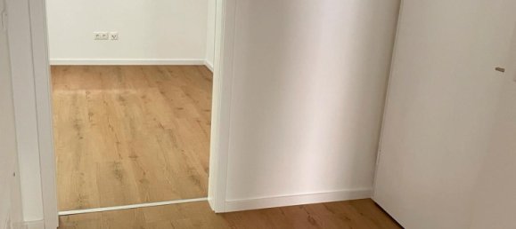 Квартира с 2 комнатами в Ландсхут, Германия № 296310 7