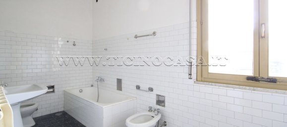2 rooms Apartment in Robecchetto con Induno, Italy No. 257720 8
