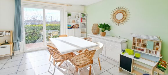 3 bedrooms House in Montrond-les-Bains, France No. 275344 4