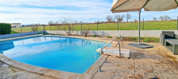 3 bedrooms House in Montrond-les-Bains, France No. 275344 11